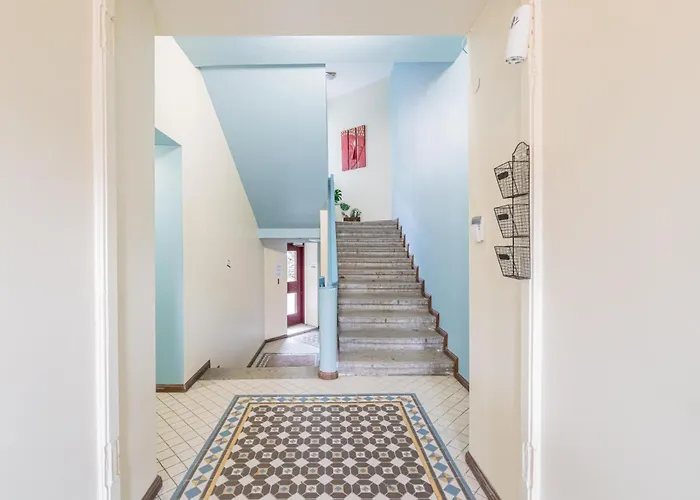 Rentigal Near Old Town Appartement *