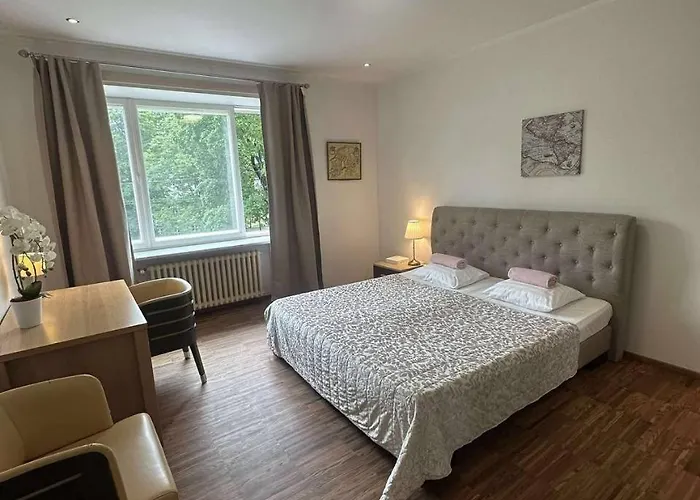 Rentigal Near Old Town 公寓 *