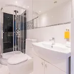 Apartament Rentigal Near Old Town *