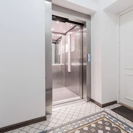 Apartment Centre Luxury With Sauna 2 Bedroom 2 Bathroom
